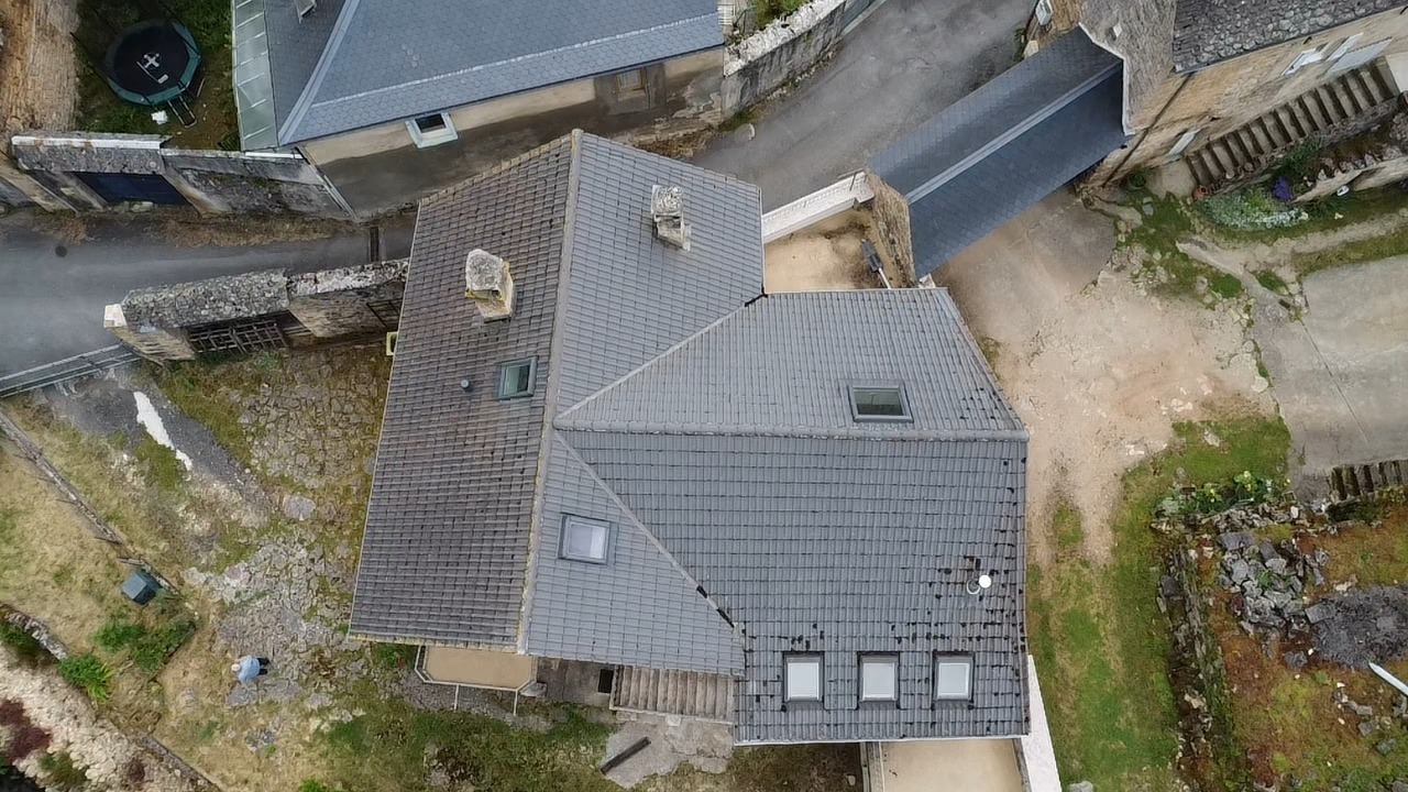 Façade avant nettoyage supplémentaire – Saint-Rémy-de-Provence